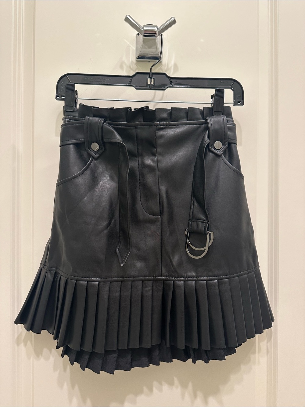 Zara Black Faux Leather Pleated Hem Mini Skirt size small S